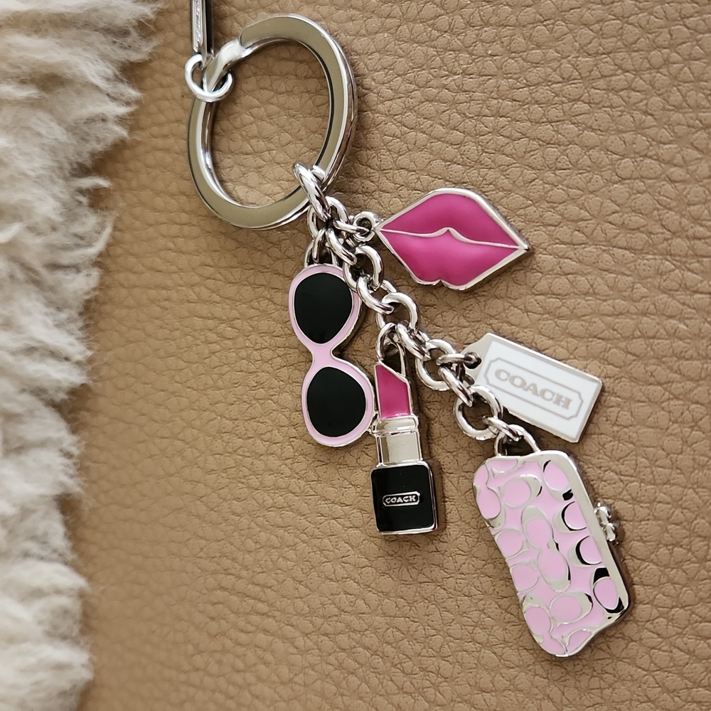 Adorable NWOT Coach Sunglasses, Lipstick, & Lips Bag Charm or Key Ring 💄💋 - Picture 13 of 13